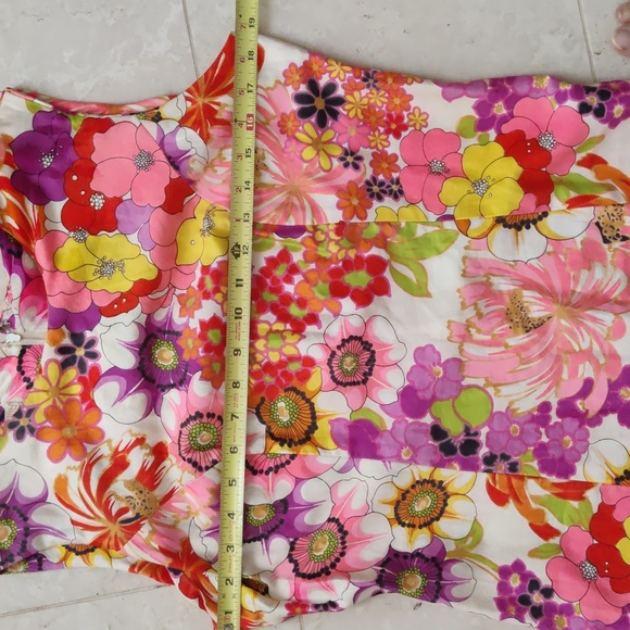 Vintage Liberty Circle Retro Psychedelic Shift Dress from the 1960s 🌺 - Picture 10 of 17